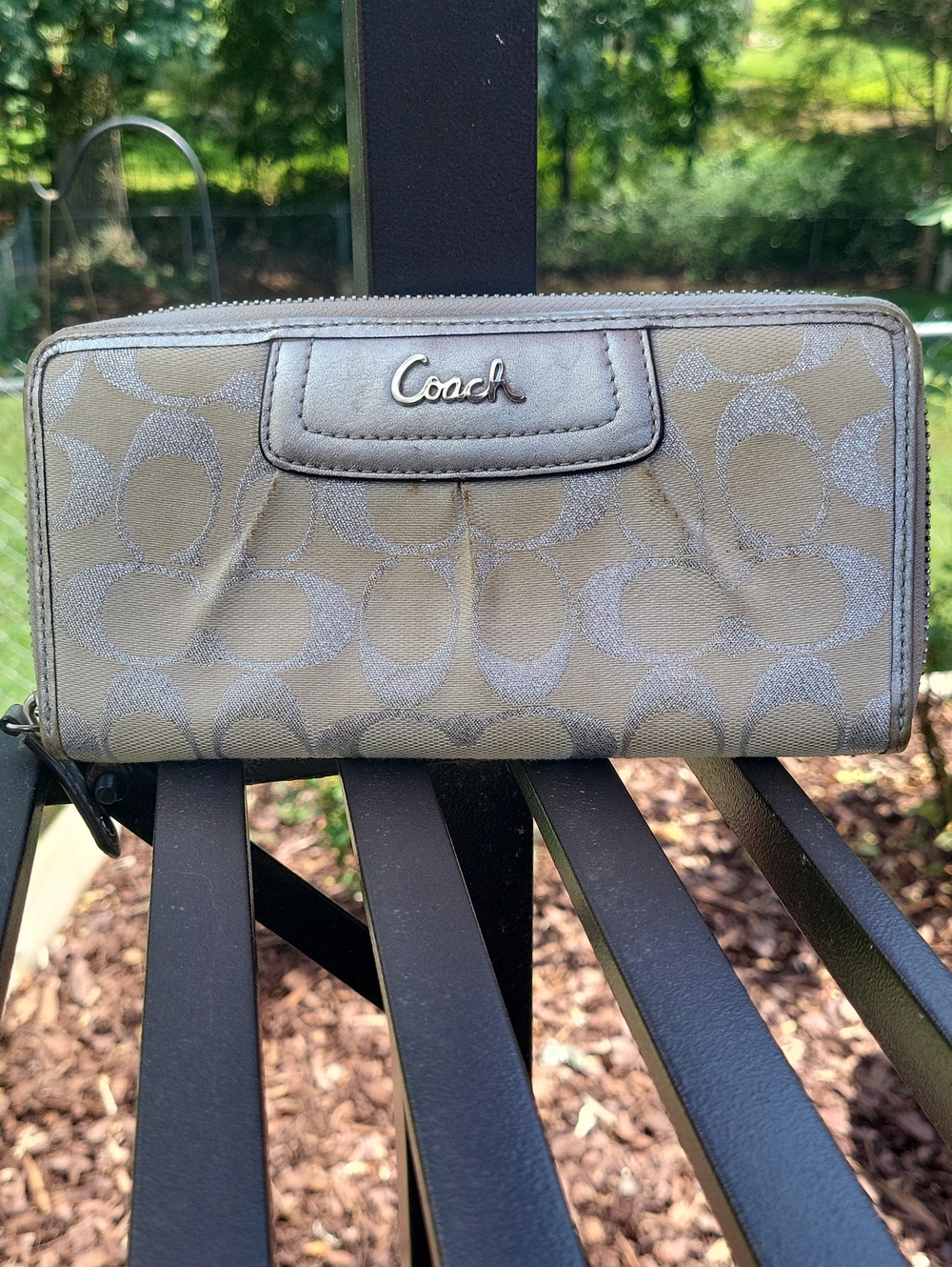 Coach Signature Zip Wallet in Khaki and Smoke